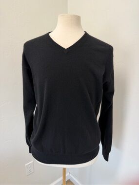 Alan Paine 100% Cashmere Men's Black V-Neck Pullover Sweater Size L